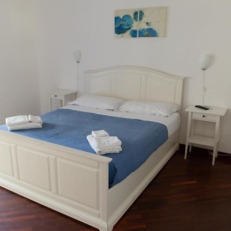 Appartamento Velia Салерно Екстериор снимка